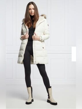 Lauren Ralph Lauren Faux-Fur-Trim Hooded Down Coat in cream. M.